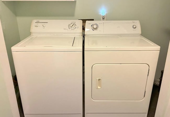 Building Photo - 403 Polk St