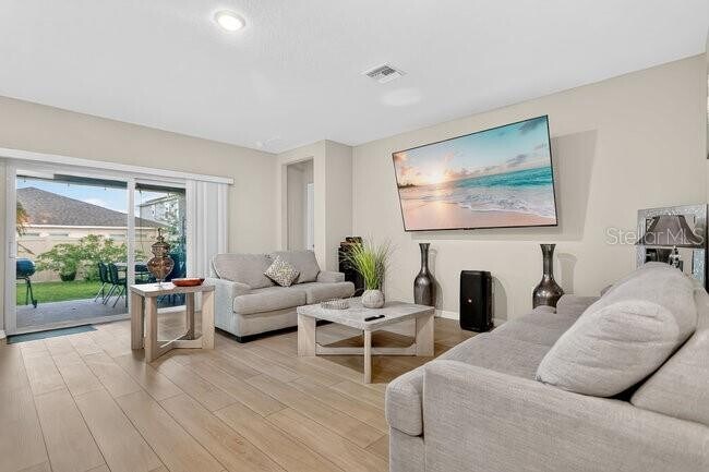 Building Photo - 850 Sand Sea Pl