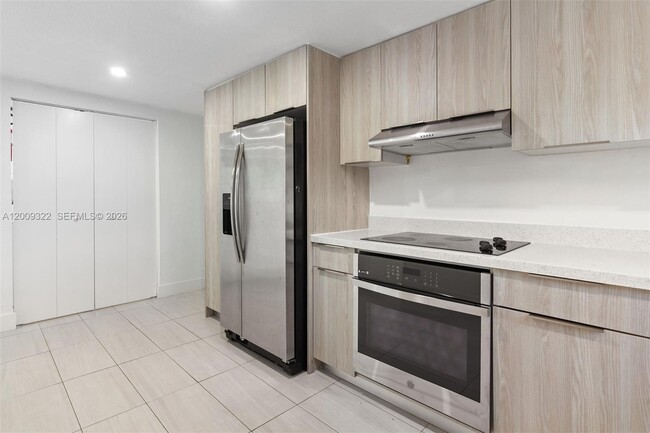 Building Photo - 1481 SW 49th Ave