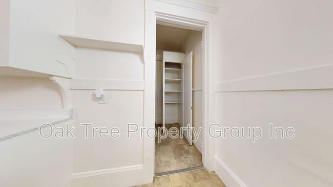 Building Photo - 1502 Alice St