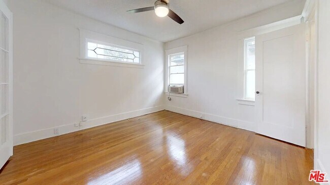 Building Photo - 1260 Flores St