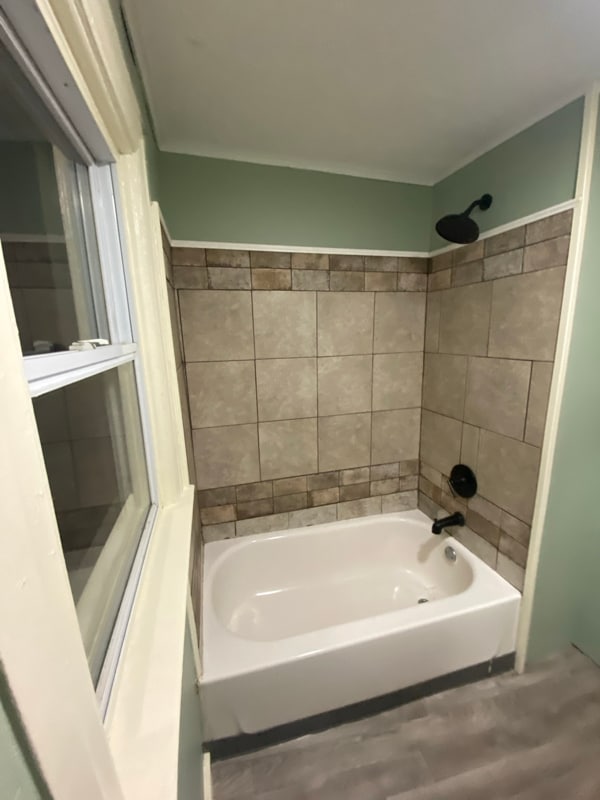 Building Photo - 641 Burlington St