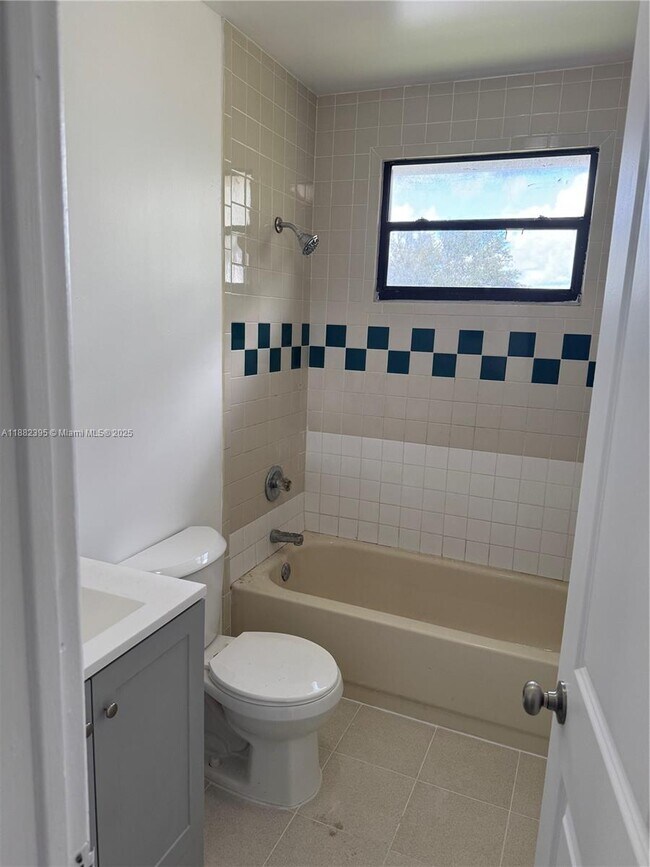 Building Photo - 11318 SW 167th St