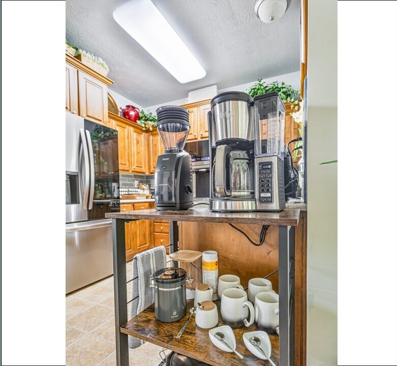 Building Photo - 111 Havenwood Way