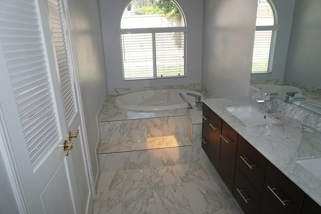 Building Photo - Beautiful 3 Bedroom 2 Bathroom Newbury Park Home! Ready for Move In!