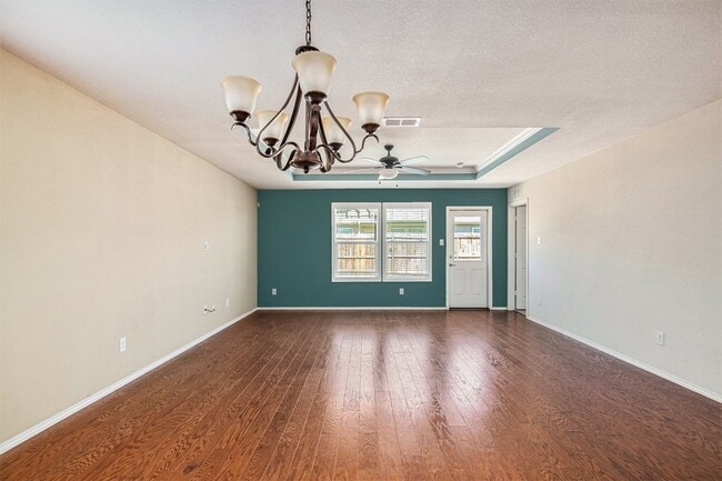 Building Photo - 304 Chert Ln