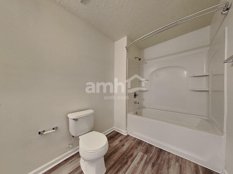 Building Photo - 76163 Long Pond Loop