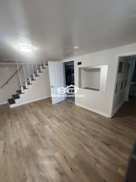 Building Photo - 3219 Taylor Ave