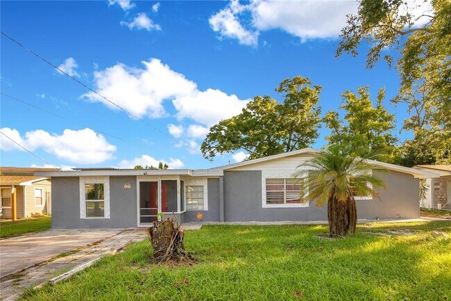 Primary Photo - 813 Agnes Dr