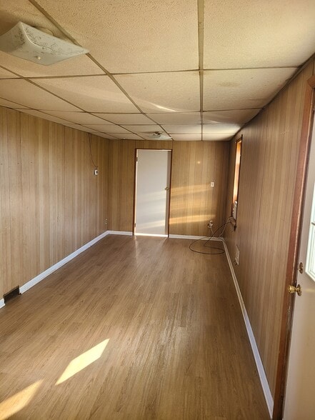 Living room - 157 S 12th St