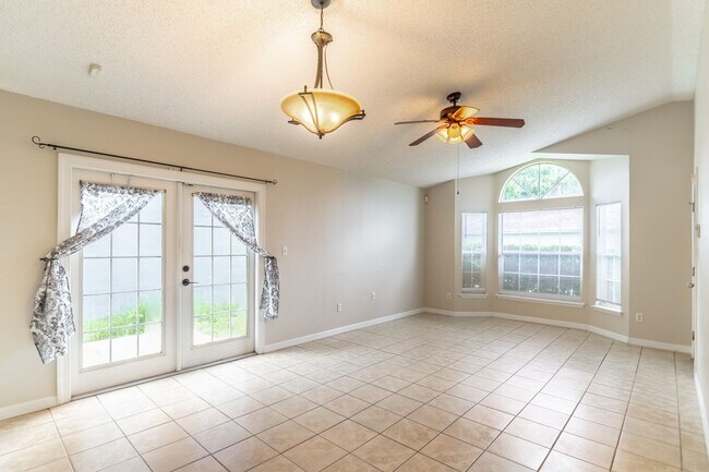 Building Photo - 206 Panorama Dr