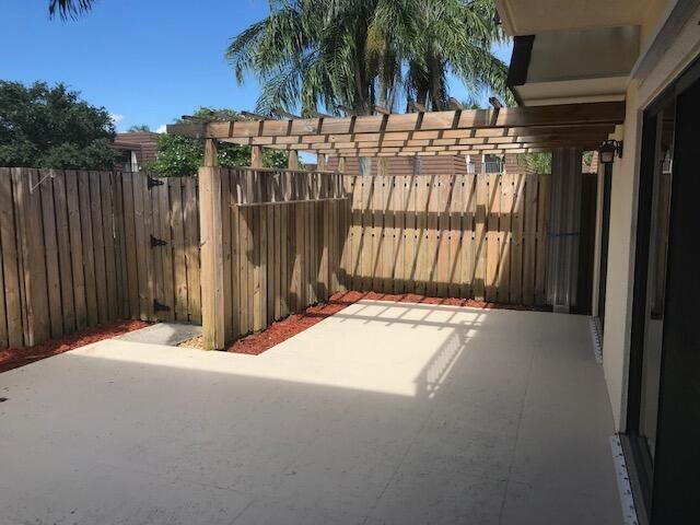 Building Photo - 1705 17th Ln