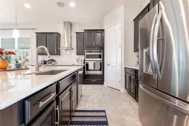 Building Photo - 13019 Stanthorne Ave