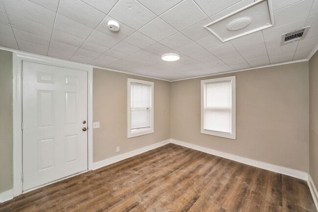 Building Photo - Renovated 3BR Gem in Sumiton