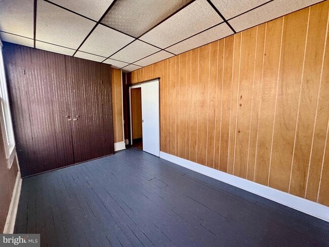 Building Photo - 632 Columbia Ave