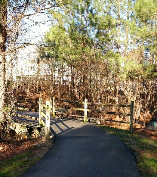 Walking trails - 130 Brittingham Loop