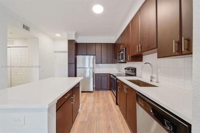 Building Photo - 10170 SW 7th St