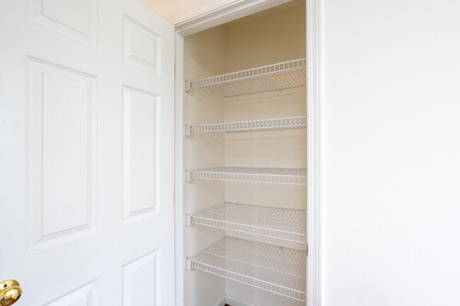 Building Photo - 3513 Delmar Ct