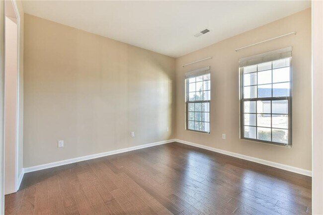 Building Photo - 4941 Adler Ct