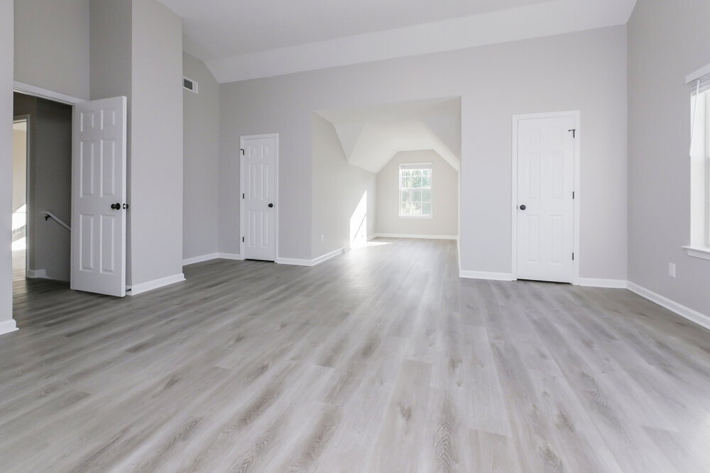 Building Photo - 1103 Village Oaks