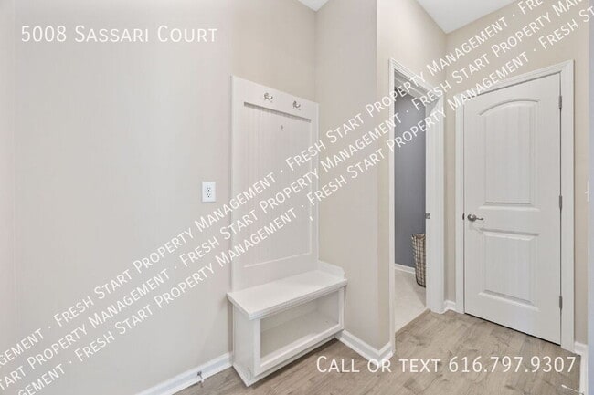 Building Photo - 5008 Sassari Ct