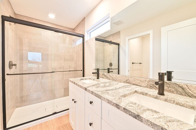 Building Photo - Walworth Townhomes