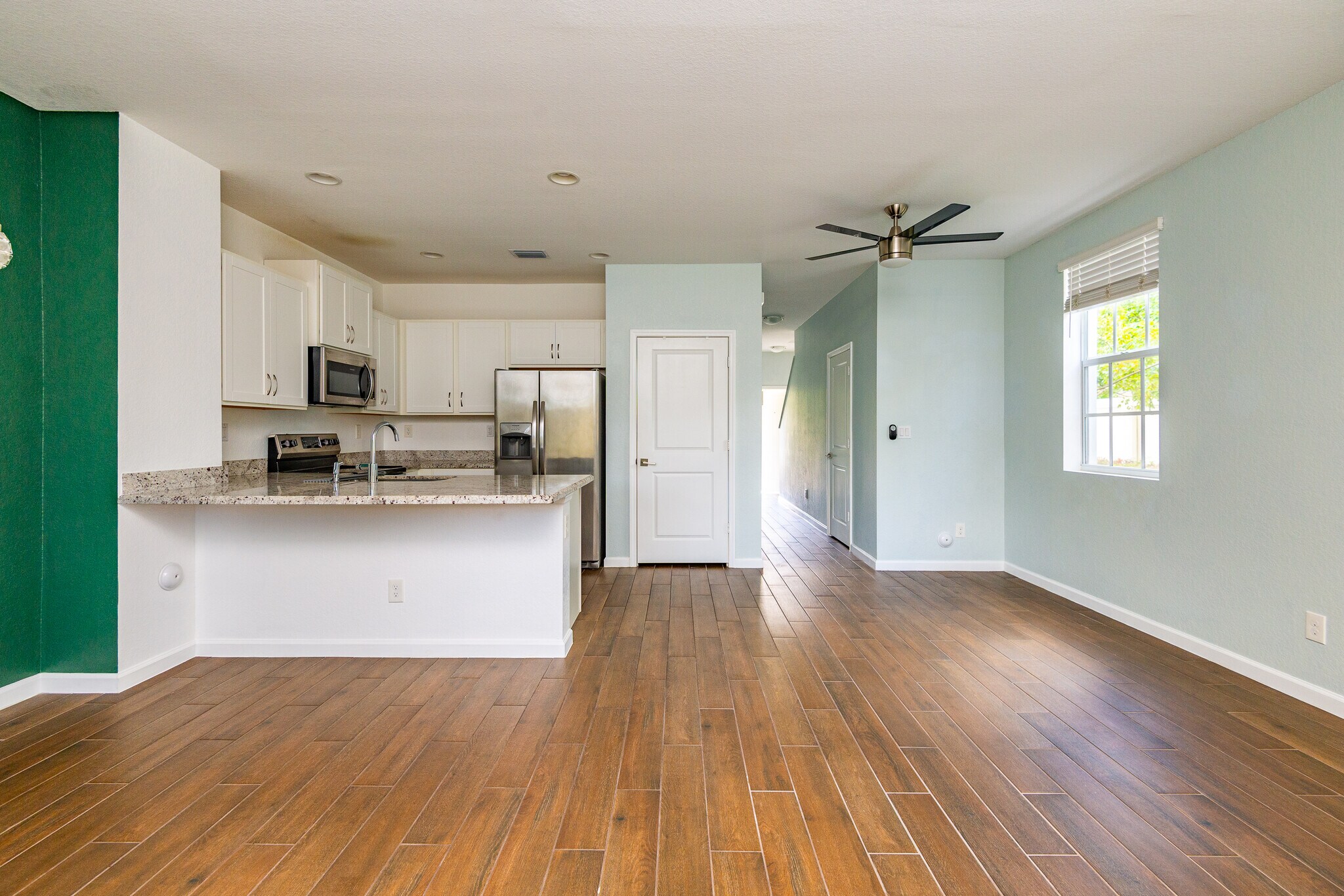 Building Photo - 1134 NW 40th Ter