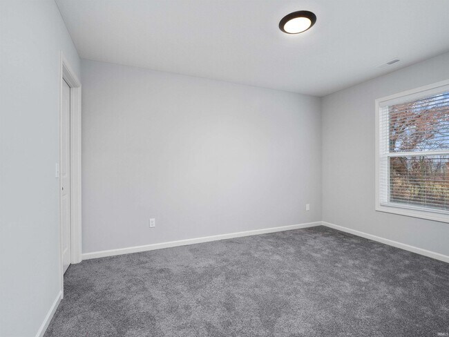 Building Photo - 14732 Verona Lks Psge