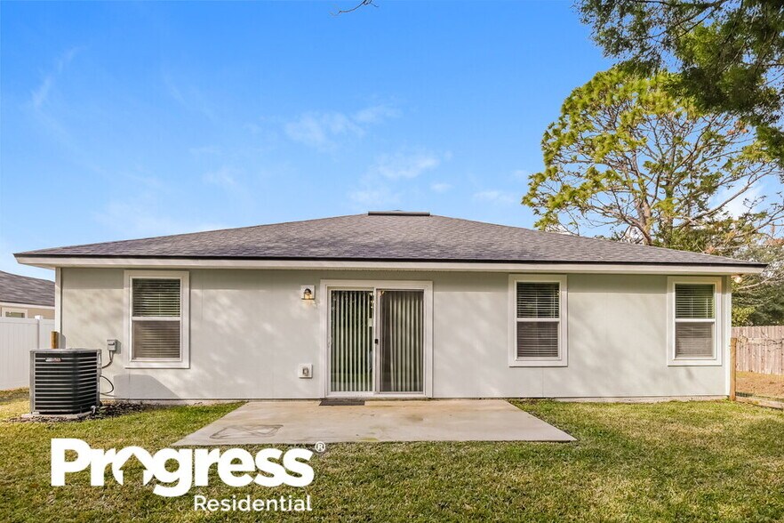 Building Photo - 1390 Sarahs Landing Dr