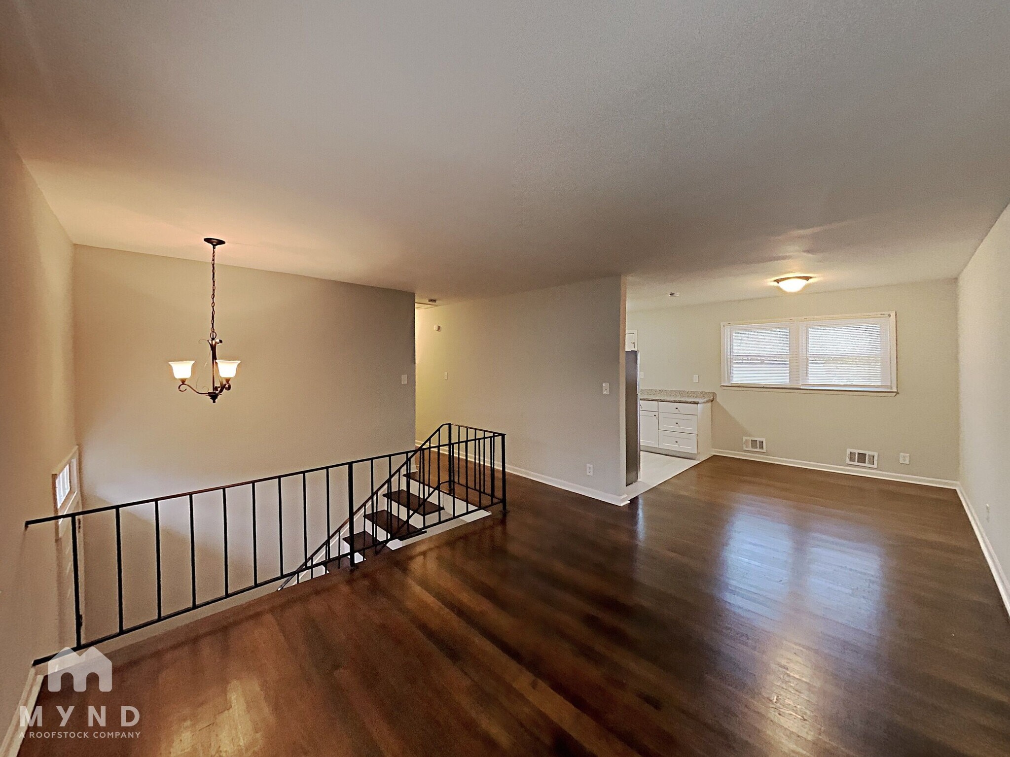 Building Photo - 2715 Carriage Ln
