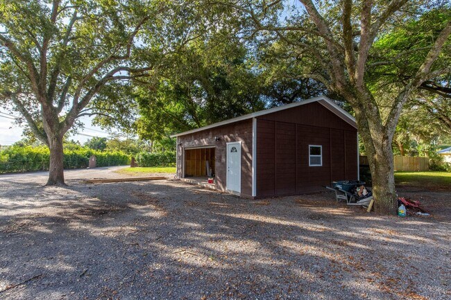 Building Photo - 13529 E Citrus Dr