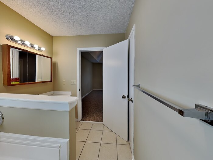 Building Photo - 8501 Quarry Rd