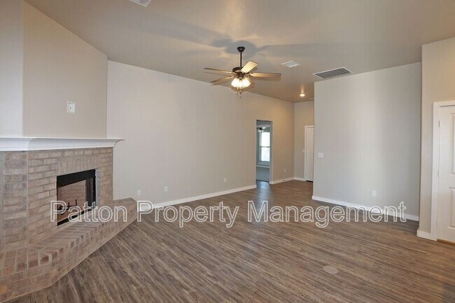 Building Photo - 1841 Montaluse Rd