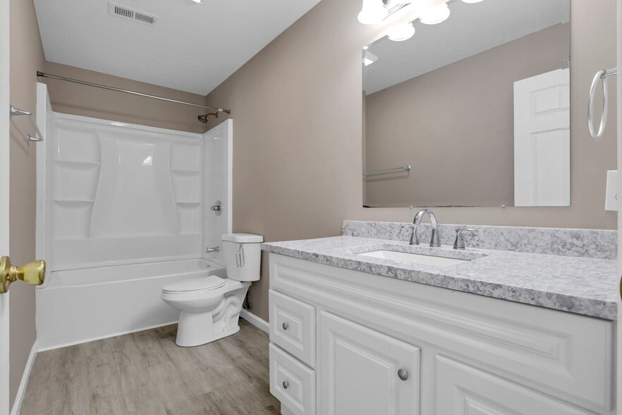 Building Photo - 98 Burt Ave