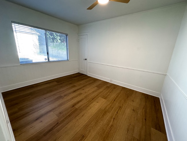 Building Photo - 1504 S Dodson Ave