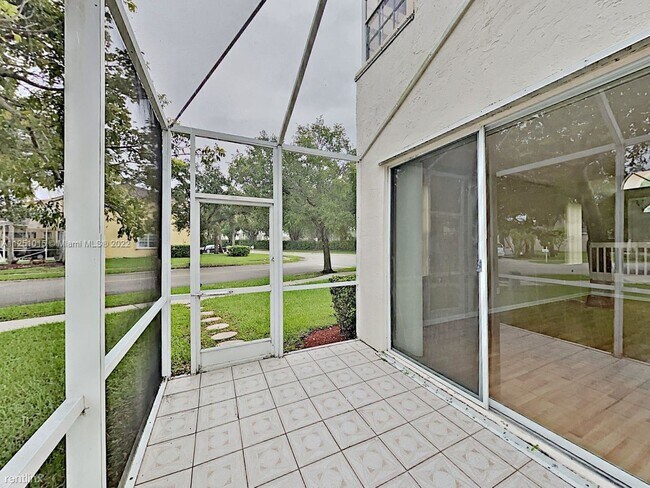 Building Photo - 4 br, 2 bath House - 15901 NW 5th St