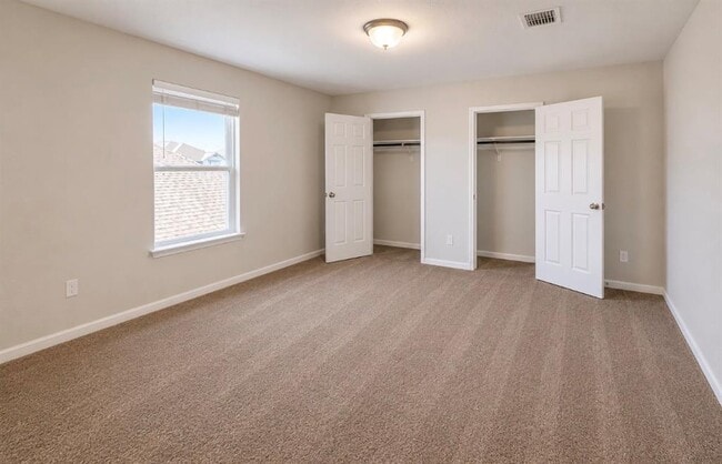 Building Photo - 3200 College Park Dr