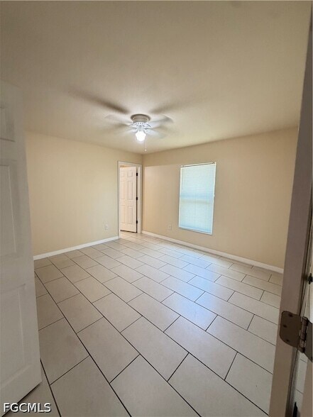 Building Photo - 1622 SW 33rd St