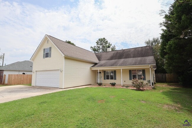 Building Photo - 103 Lions Gate