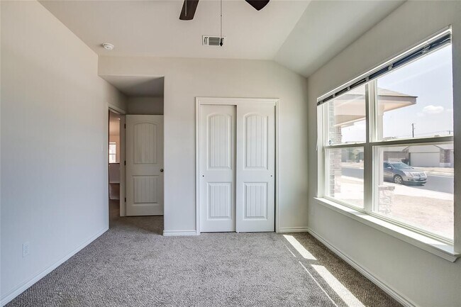 Building Photo - 6507 Catherine Dr