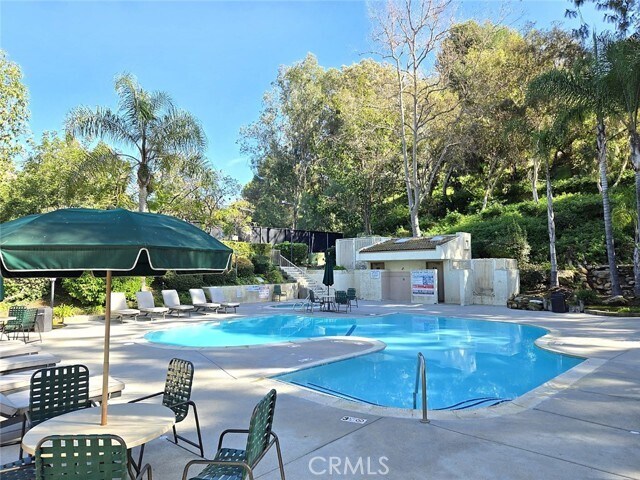 Building Photo - 22749 Lakeway Dr