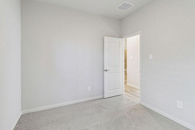 Building Photo - 5907 Belchamp Dr