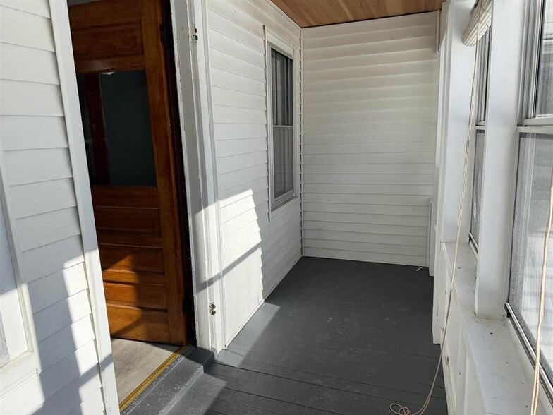 Building Photo - 283 Chesley Hill Rd