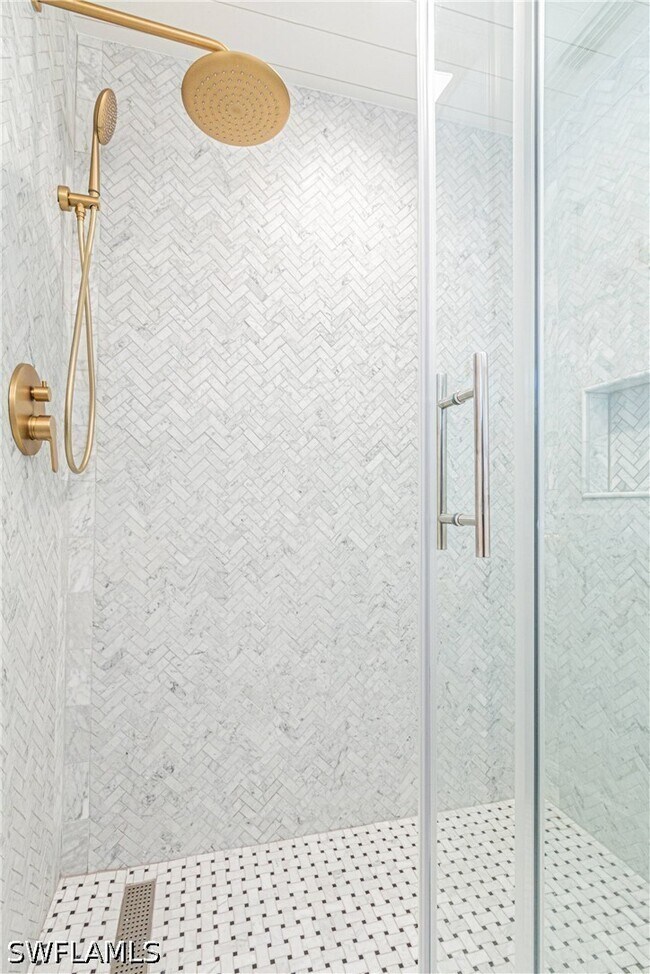 Building Photo - 1530 Mandarin Rd