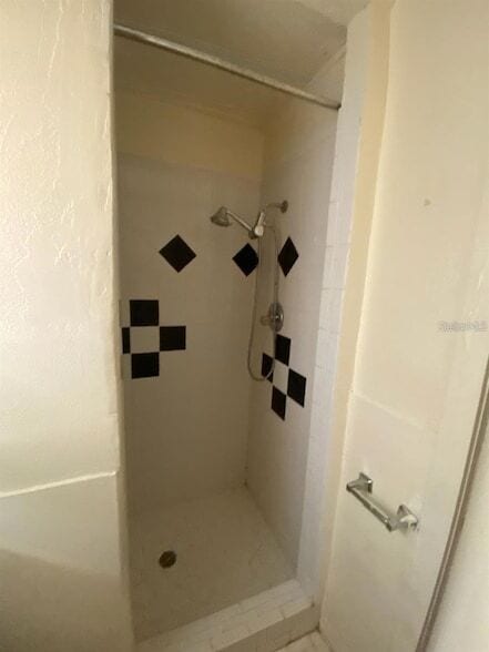 Building Photo - 203 W Wall St