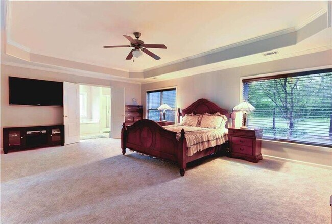 Building Photo - 3420 Gables Ct