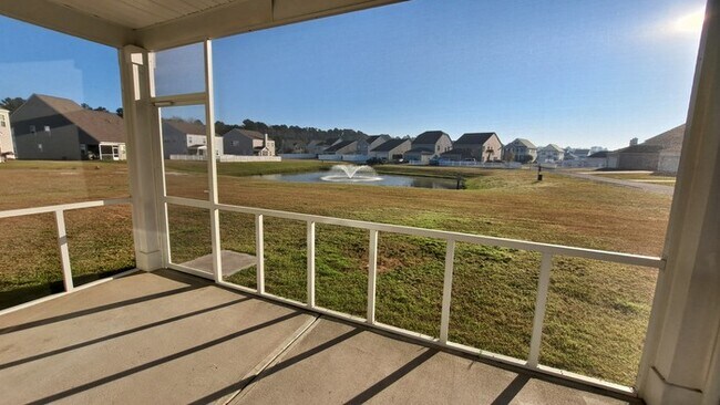 Building Photo - Spacious 5 bed 3 bath Home