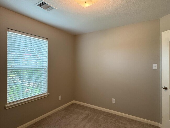 Building Photo - 22502 Guncotton Ave