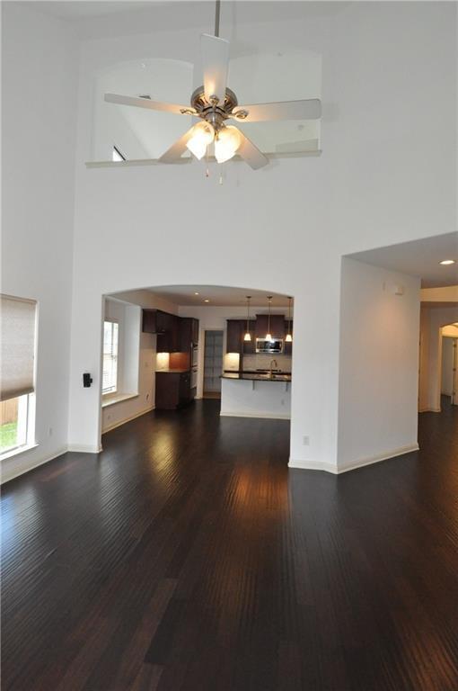 Building Photo - 3323 Pine Needle Cir