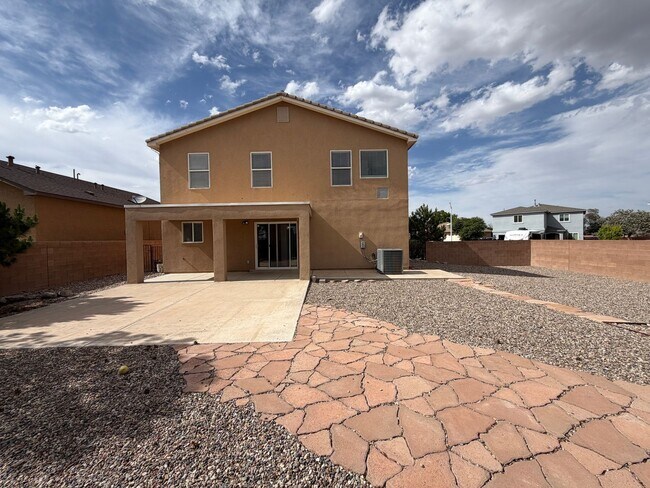 Building Photo - 4 Bedroom Home Available Near McMahon Blvd NW & Universe Blvd NW!